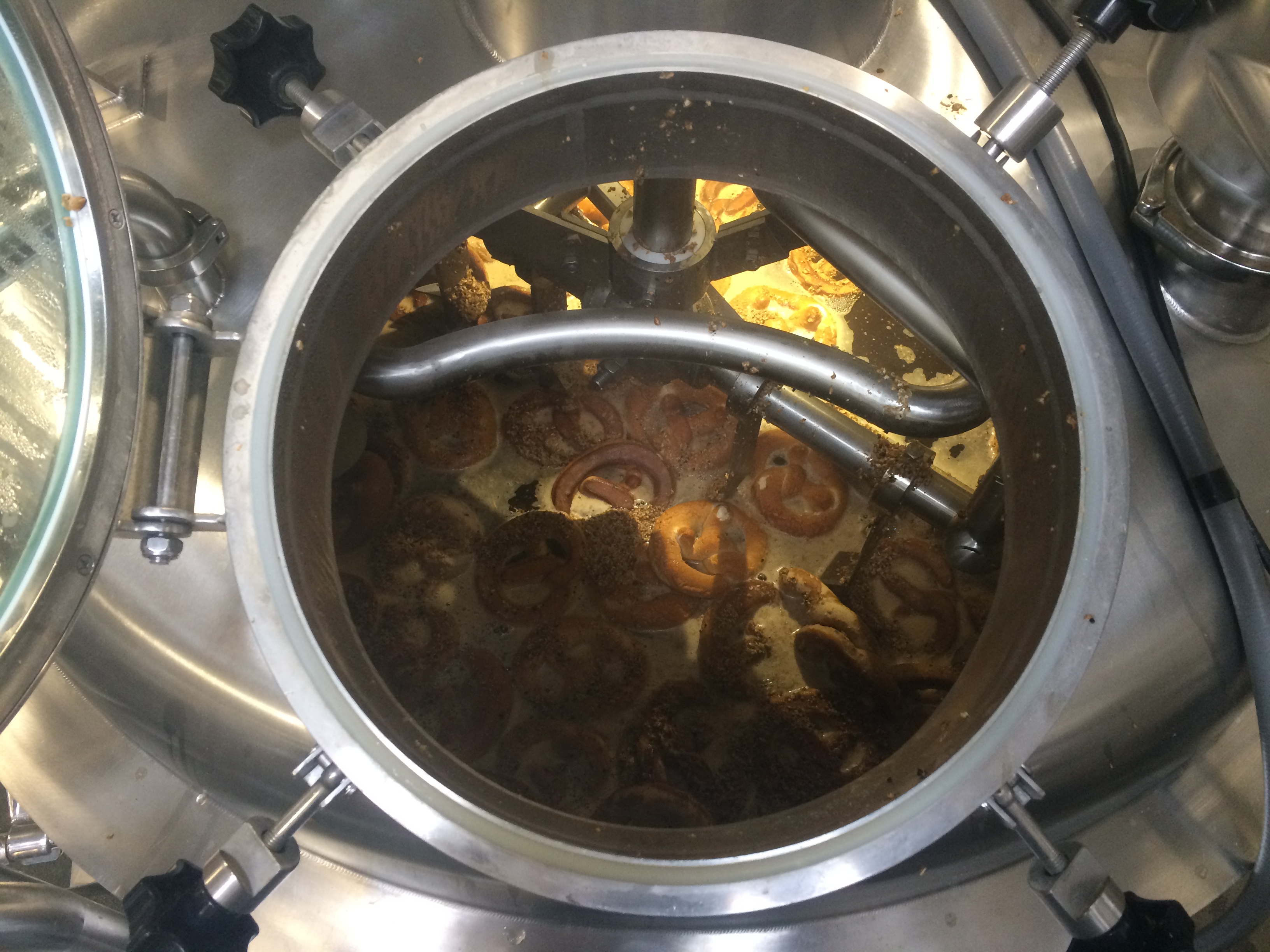 pretzels in mash tun